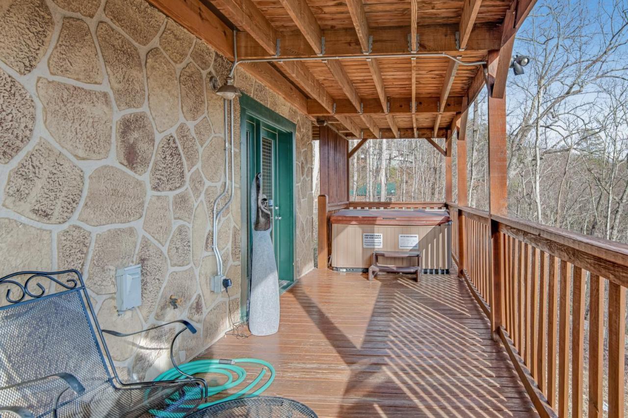 Triple Mountain View Villa แกตลิงเบิร์ก ภายนอก รูปภาพ